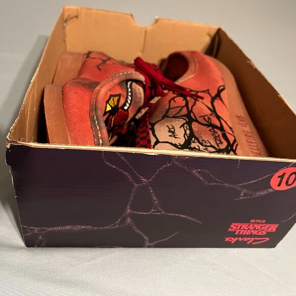 NEW Clarks Wallabee Stranger Things Hellfire Club Suede Boots US 10 (No Box Lid) main image 6